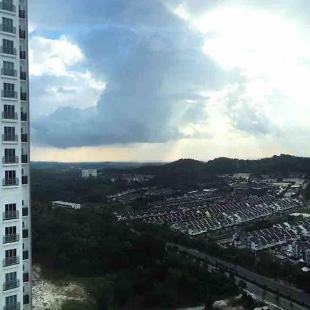盛婷民宿a S&Thomez 2Bedrooms Mesamall Wifi Klia Usim Miu Inti Nu Nilai Exterior photo
